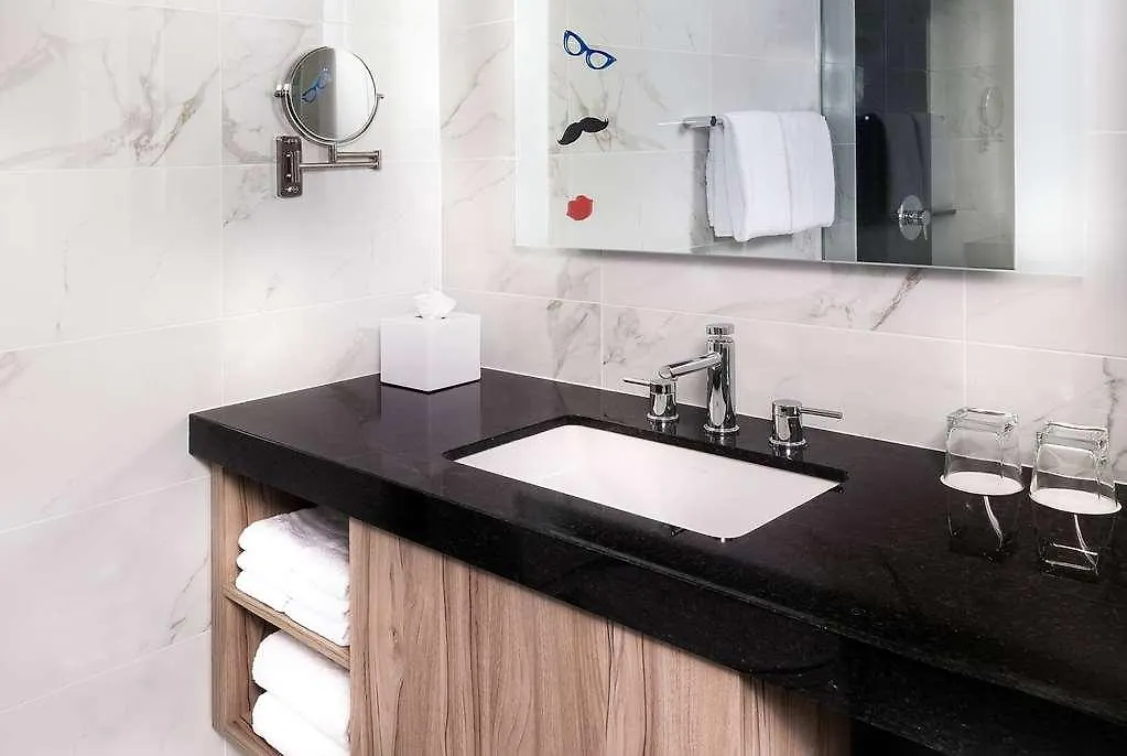 The Linq Hotel + Experience, Trademark Collection By Wyndham Las Vegas